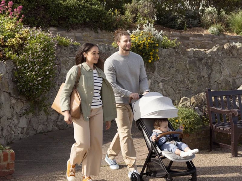 5 Sai lầm phổ biến khi mua xe đẩy ba mẹ nên tránh