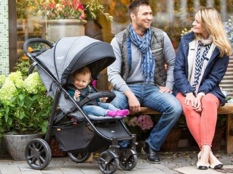 Gợi ý các địa điểm mua xe đẩy em bé đáng tin cậy