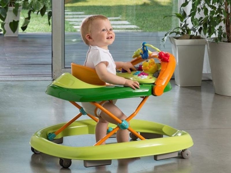 Giải mã cột mốc phát triển vận động của trẻ 7 tháng tuổi