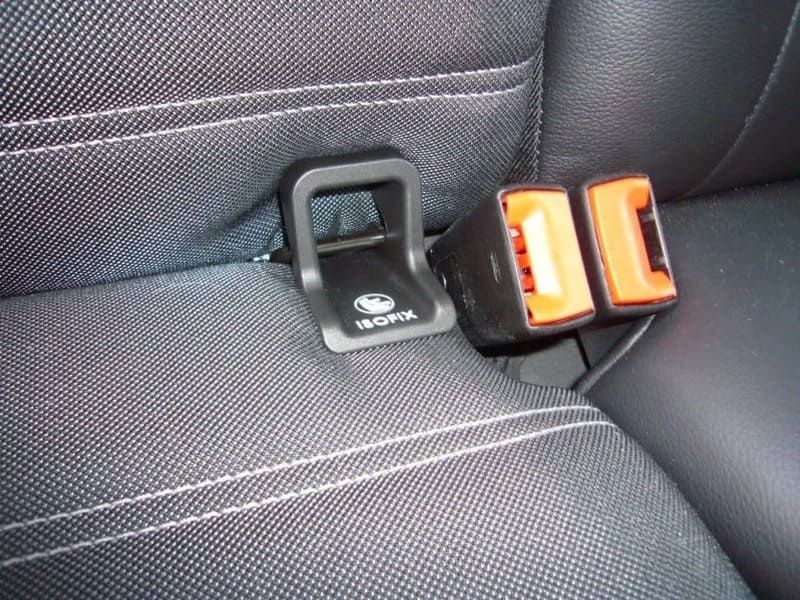 Làm thế nào để biết xe của bạn có ISOFIX?
